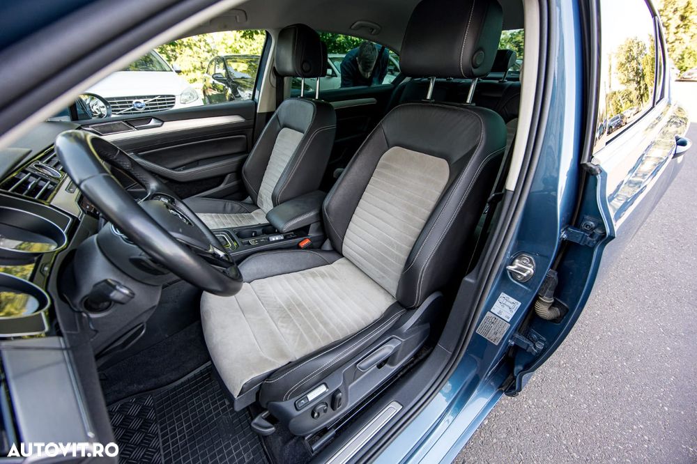 Volkswagen Passat - 30