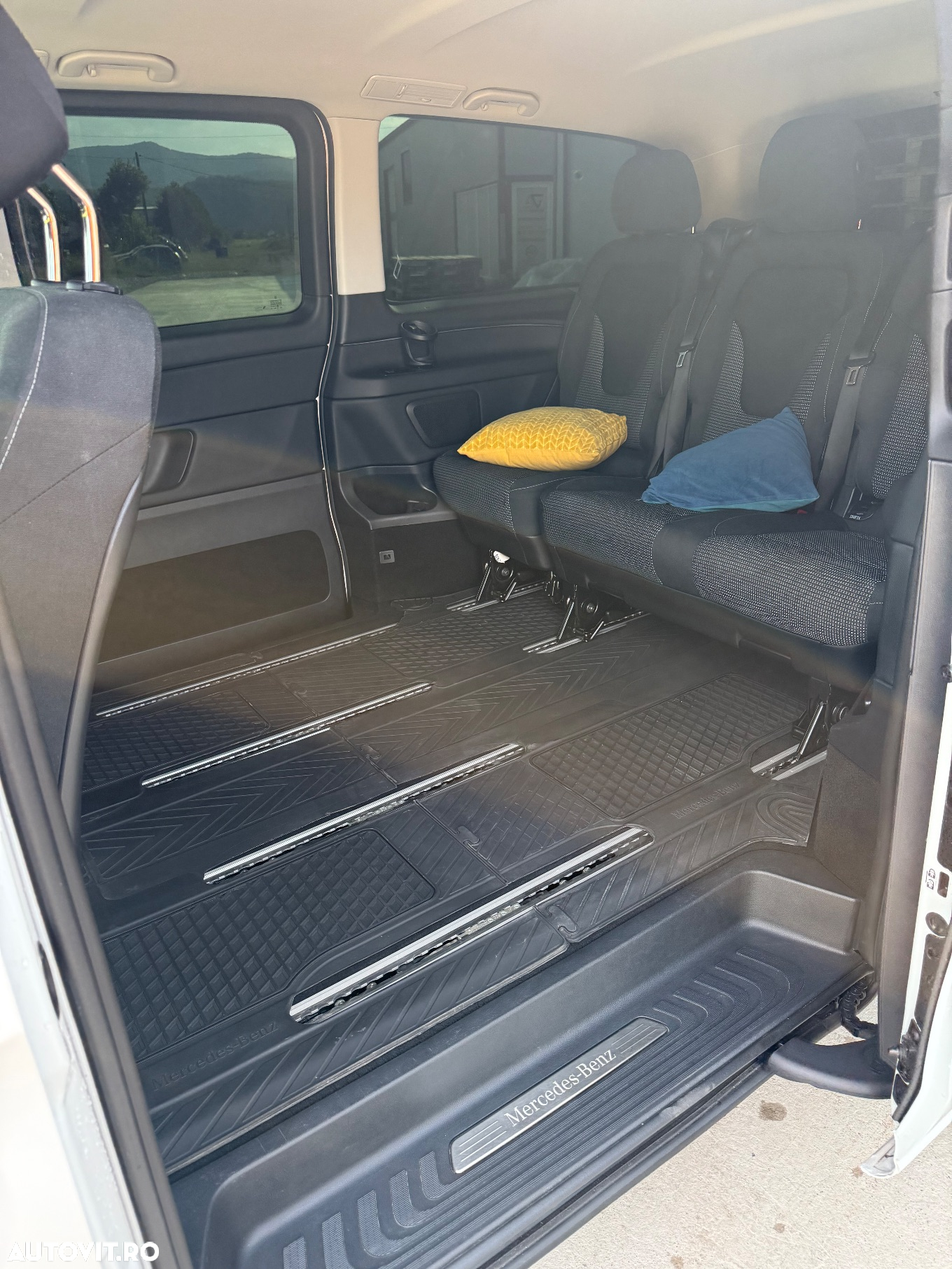 Mercedes-Benz V 250 d Combi Extra-lung 190 CP AWD 9AT - 17