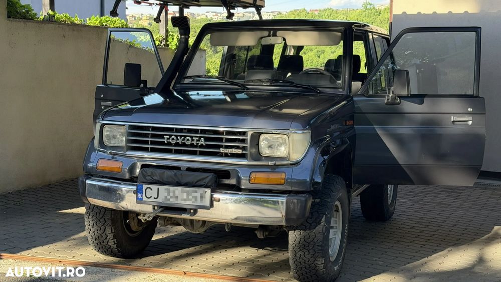 Toyota Land Cruiser - 12
