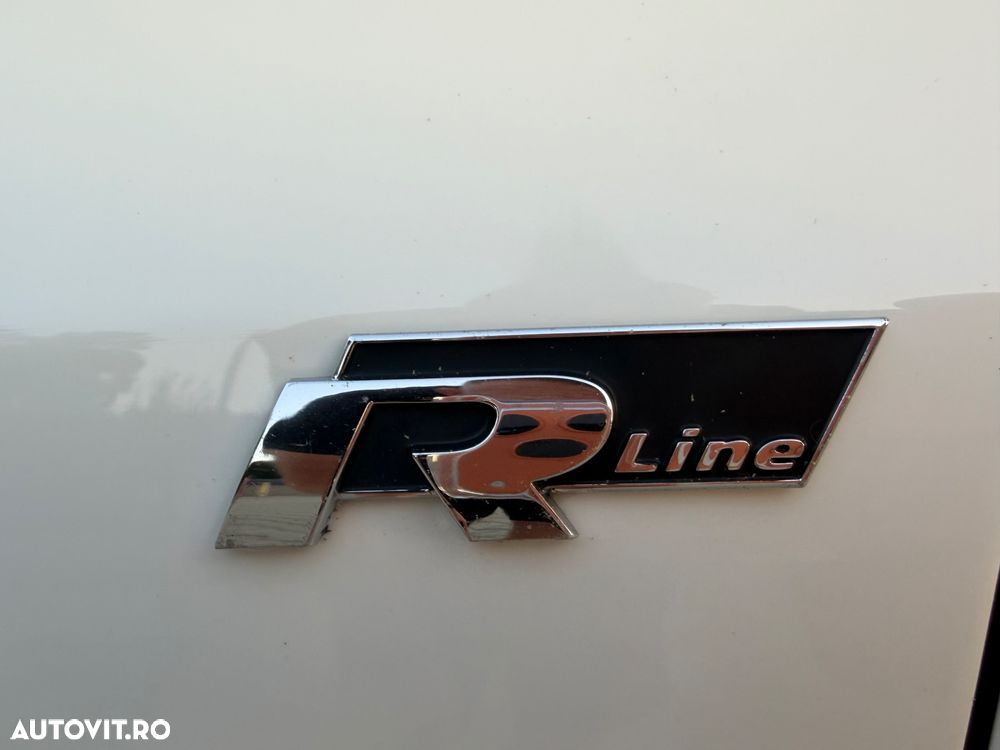 Volkswagen Golf 2.0 TDI DPF Sportline - 35