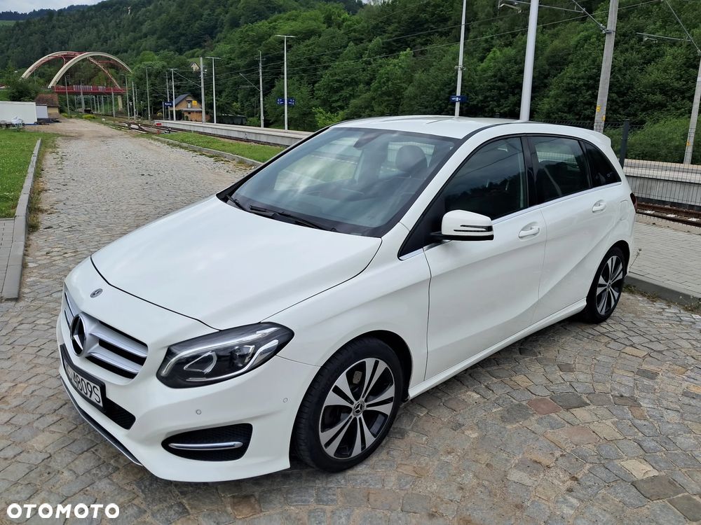 Mercedes-Benz Klasa B 200 d Peak Edition - 4