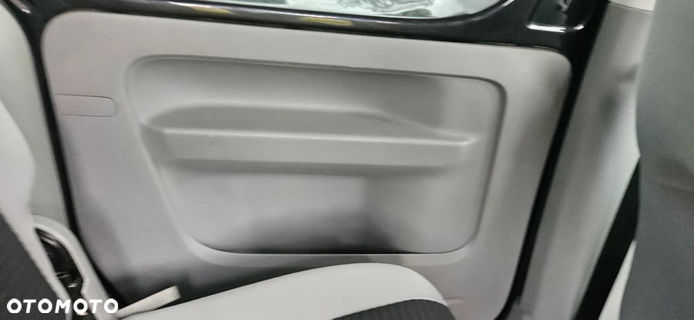 Volkswagen Caddy - 15