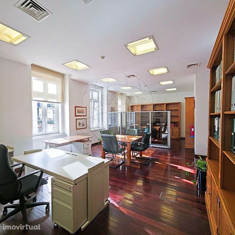 Escritório T0 para arrendamento - Grande imagem: 2/19