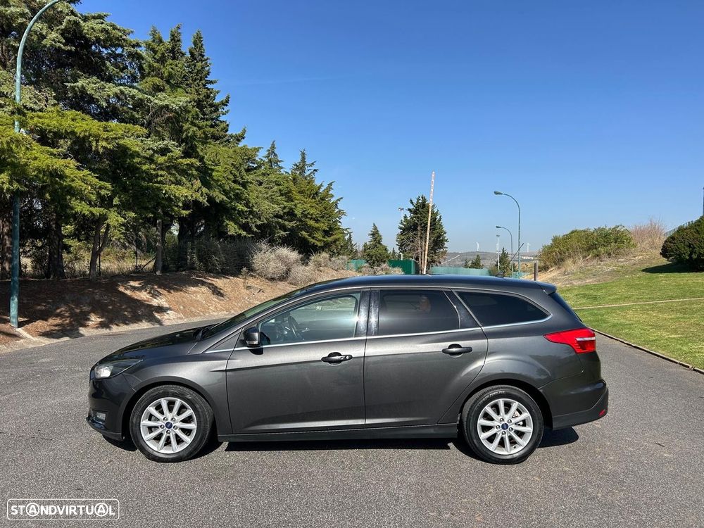 Ford Focus SW 1.0 EcoBoost Titanium Aut. - 4
