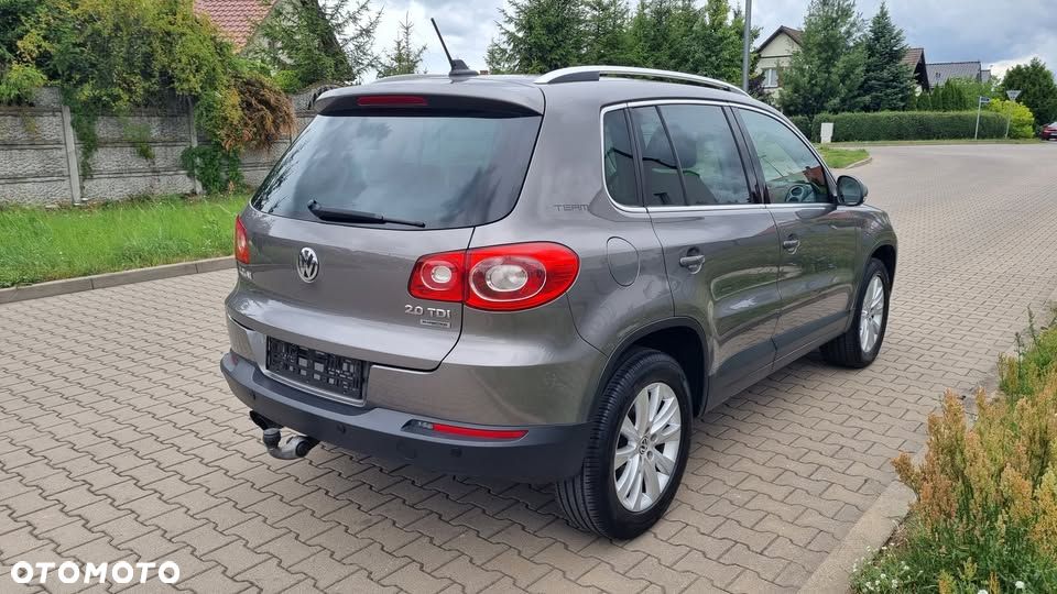 Volkswagen Tiguan - 4