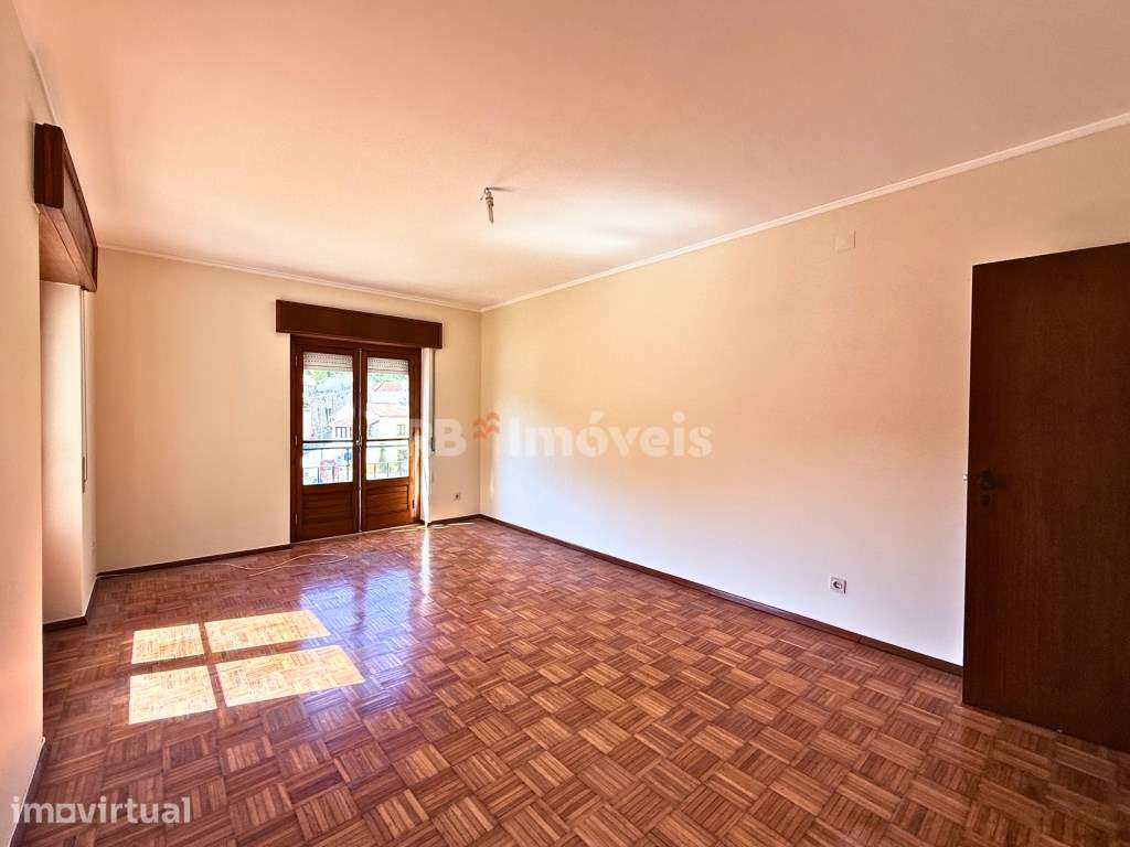 Apartamento T3 c/ Localização Excelente - Tomar - Grande imagem: 2/26