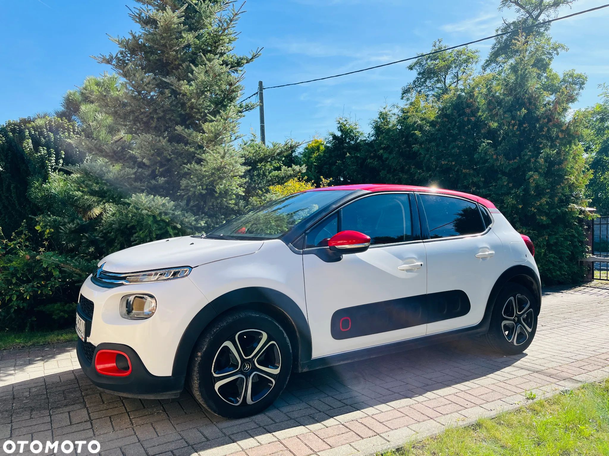 Citroën C3 Pure Tech 110 S&S EAT6 SHINE - 1