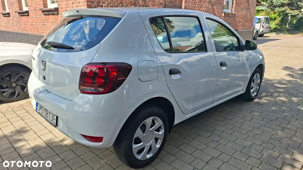 Dacia Sandero SCe 75 Essential - 6