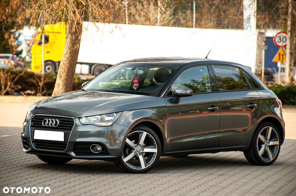 Audi A1 Sportback 1.6 TDI S line edition m S line Sportpaket - 9