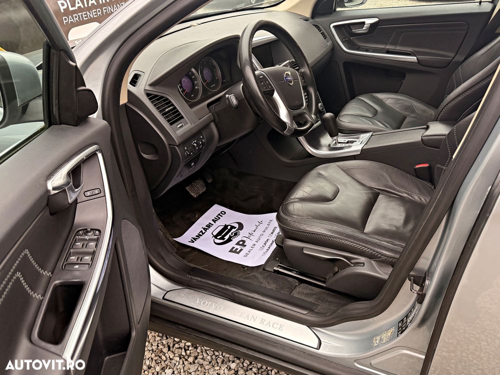 Volvo XC 60 D4 AWD Geartronic Ocean Race - 8