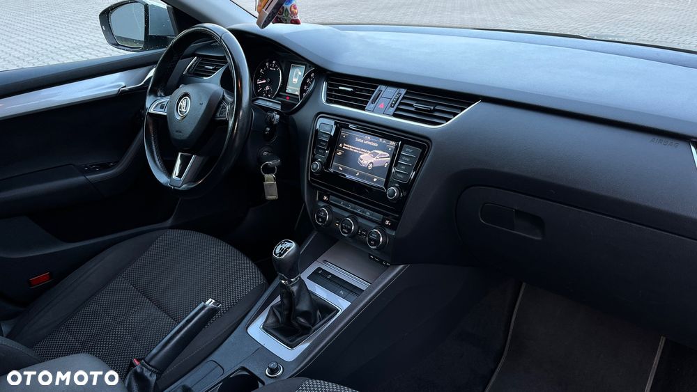 Skoda Octavia 1.4 TSI Edition - 10