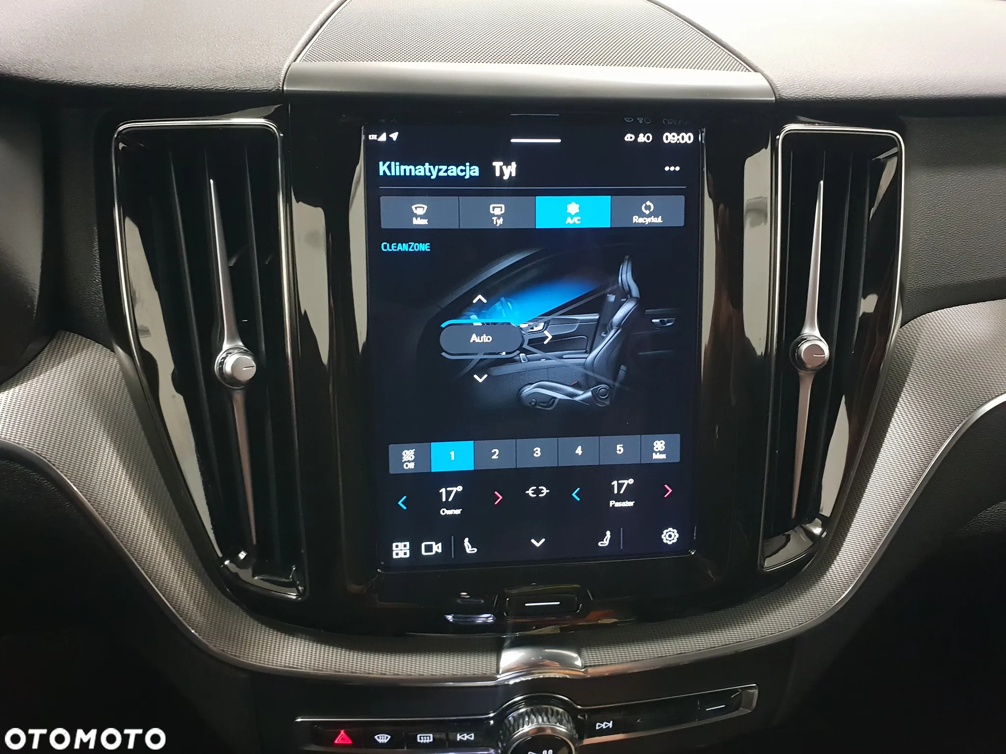 Volvo XC 60 B4 D Geartronic RDesign - 21