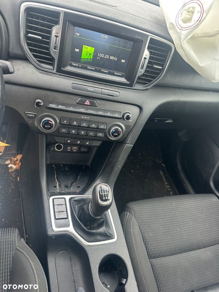 Kia Sportage 1.7 CRDI 2WD Spirit - 13