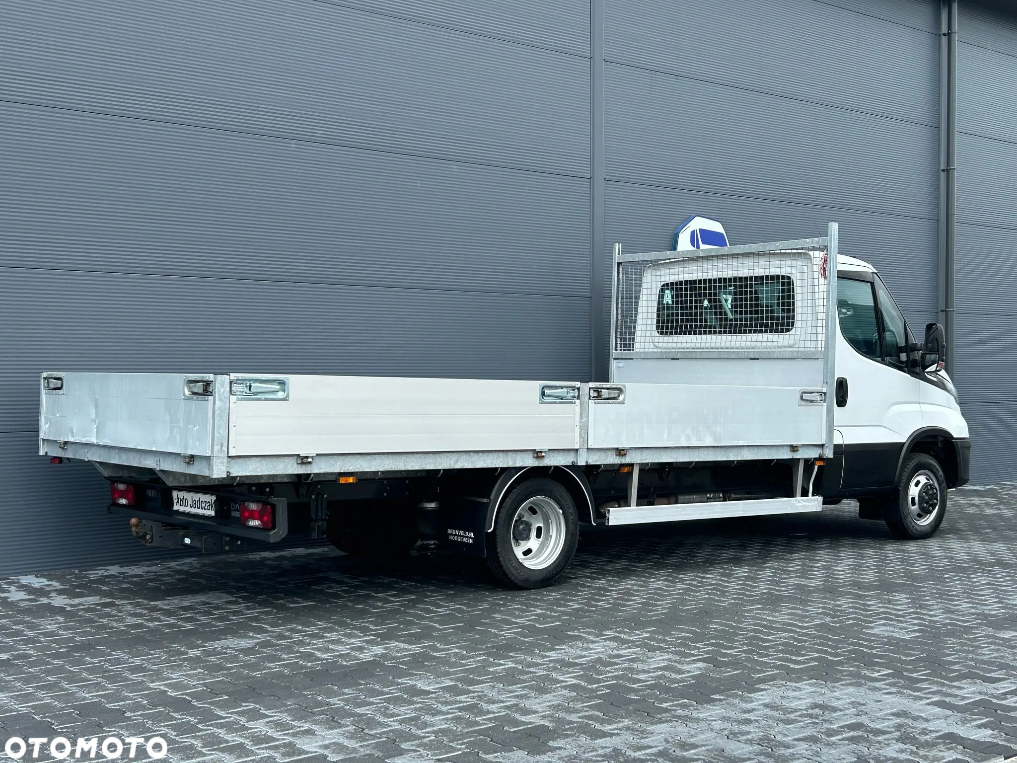 Iveco Daily 35C18 3.0 HPI Hi-Matic Skrzynia 4,8m **KLIMA**Blokada mostu**NA BLIŹNIAKACH**2021R** - 4