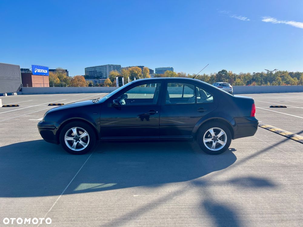 Volkswagen Bora 2000 photo 4