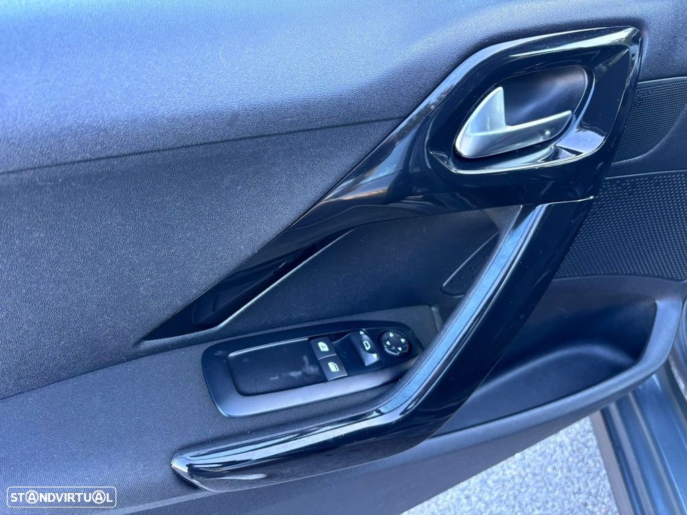 Peugeot 208 1.6 BlueHDi Allure - 14