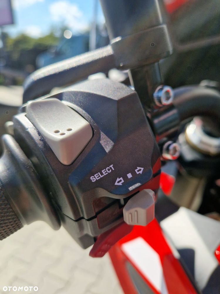 QJMOTOR SRT 125DX - 6
