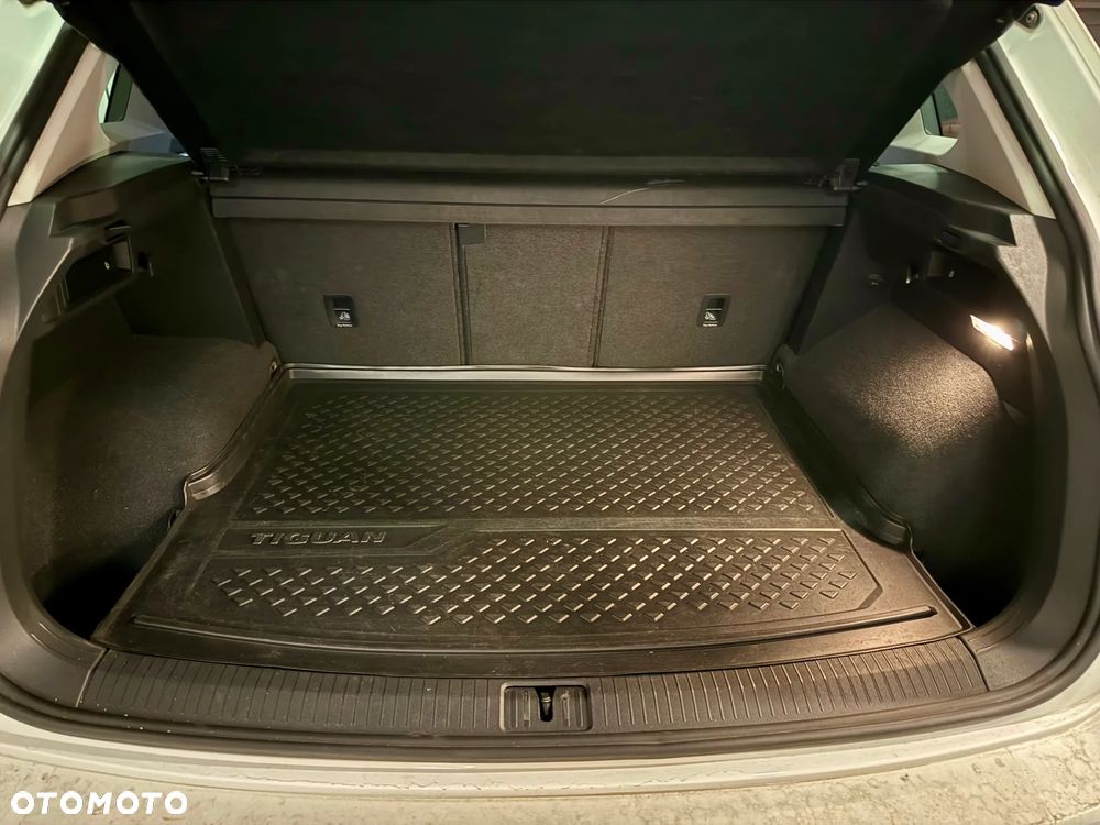 Volkswagen Tiguan - 15