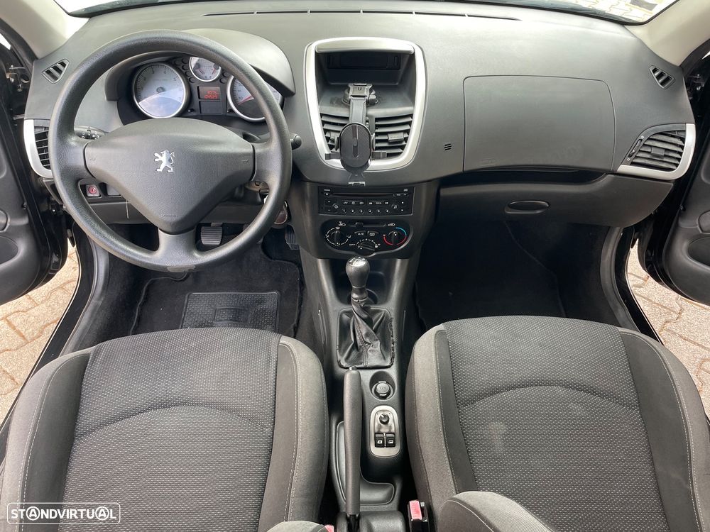 Peugeot 206+ - 29