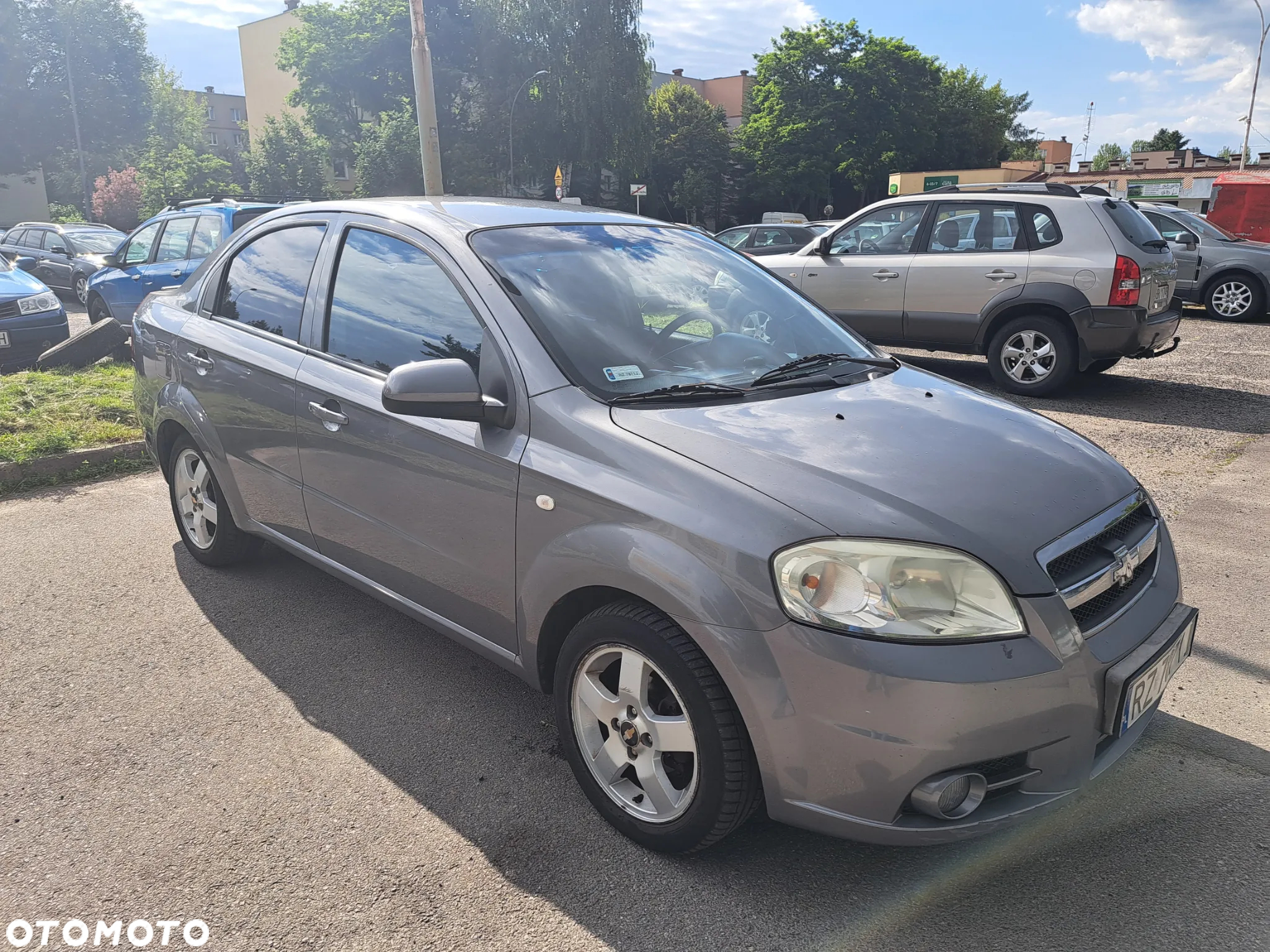 Chevrolet Aveo - 2