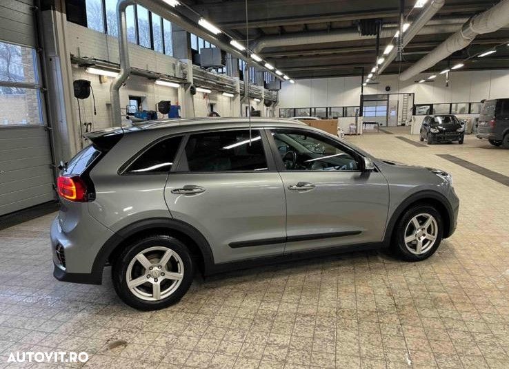 Kia Niro 1.6 GDI HEV 2WD OPF Aut. Vision - 4