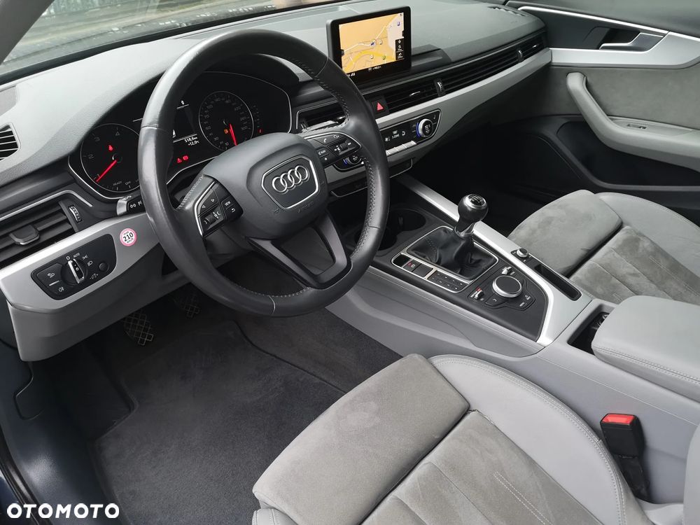 Audi A4 Avant 2.0 TDI design - 12