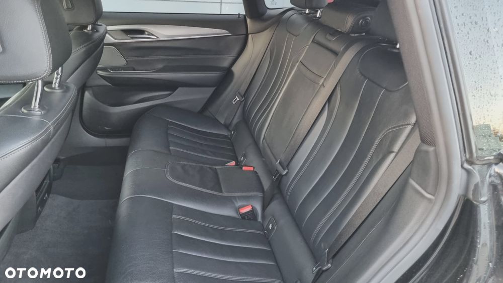BMW 6GT 620d Luxury Line sport - 14