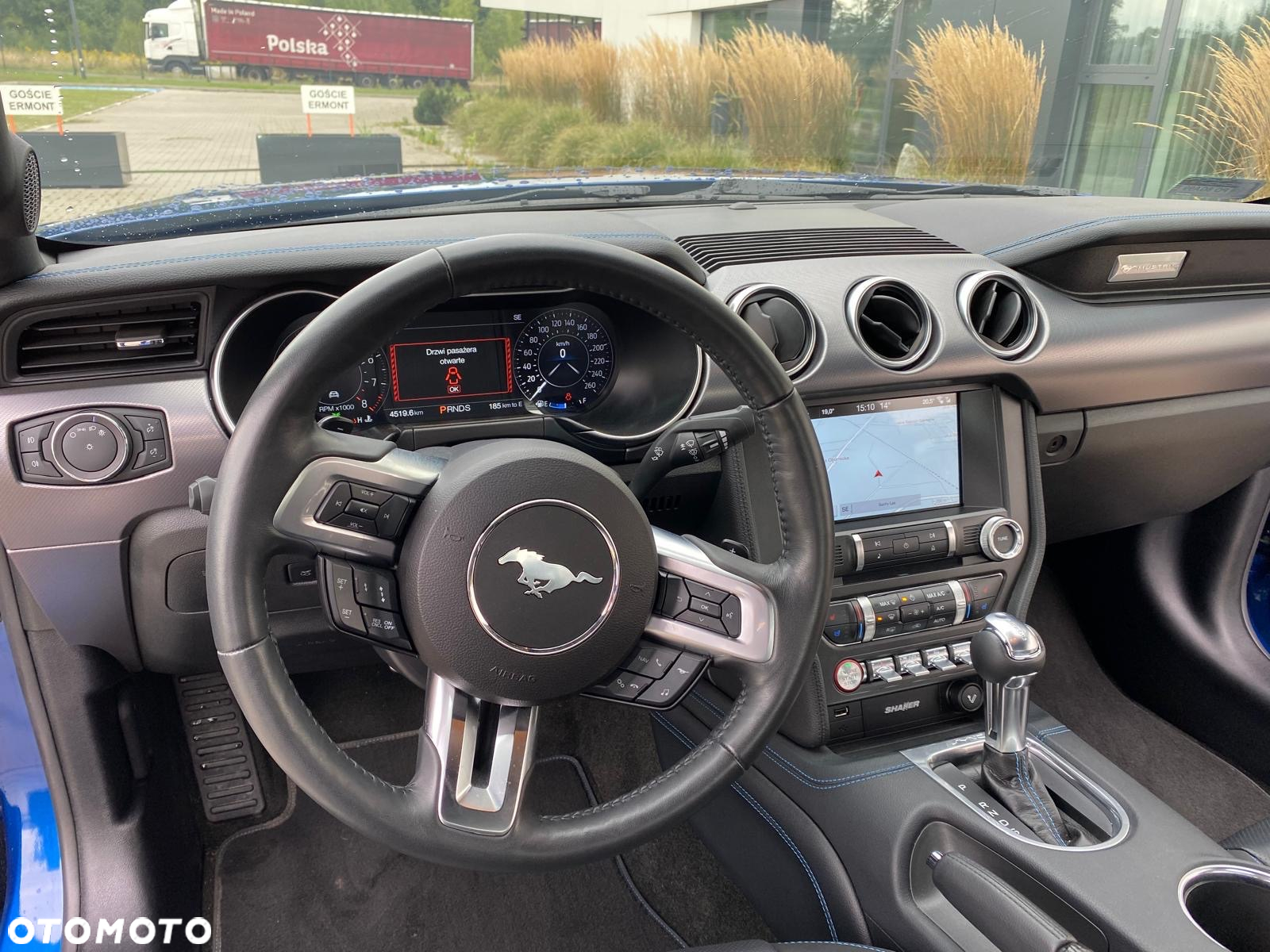Ford Mustang 5.0 V8 GT - 6