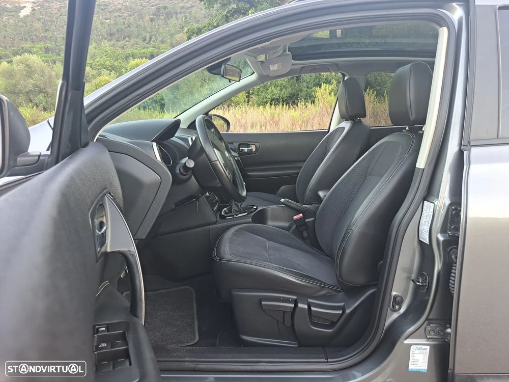 Nissan Qashqai 1.5 dCi N-Connecta 18 - 12