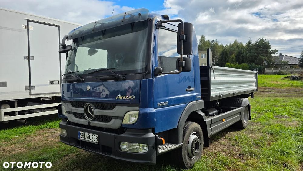 Mercedes-Benz 1222 - 4