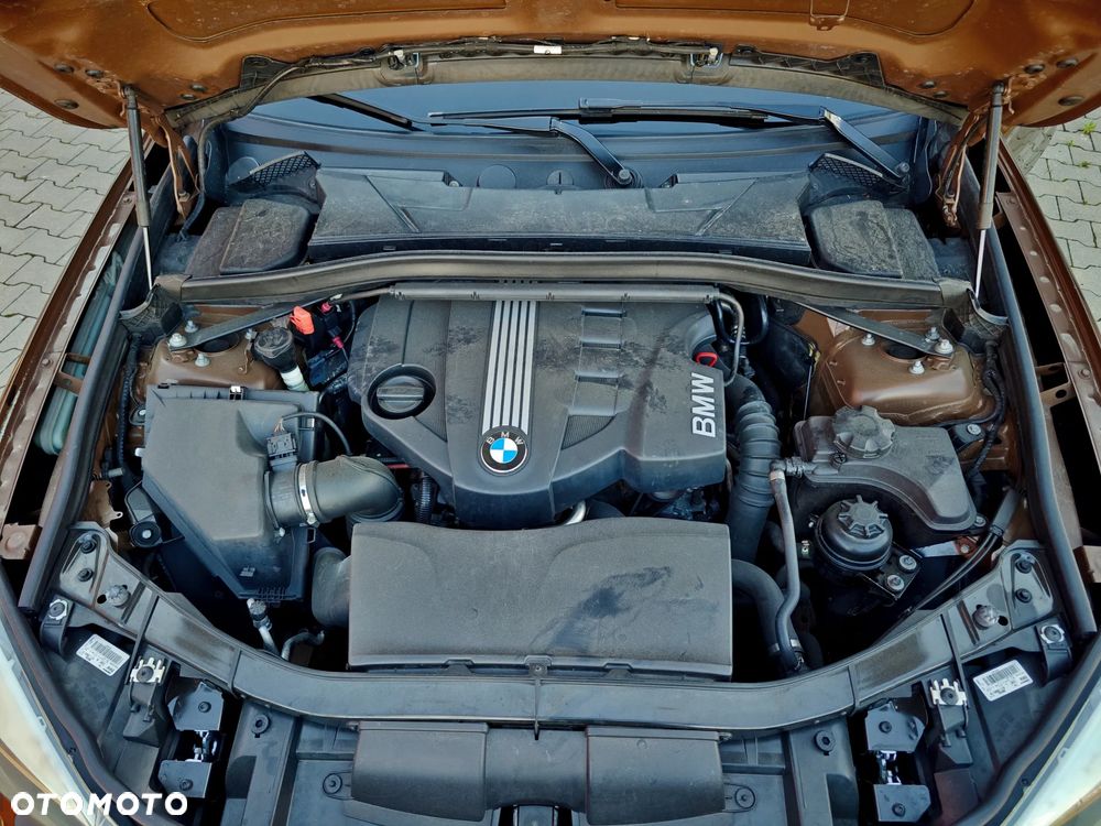BMW X1 xDrive20d - 6