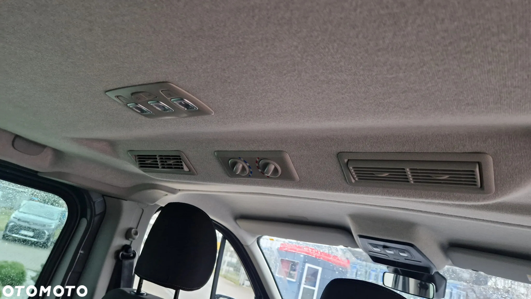 Renault Trafic - 16