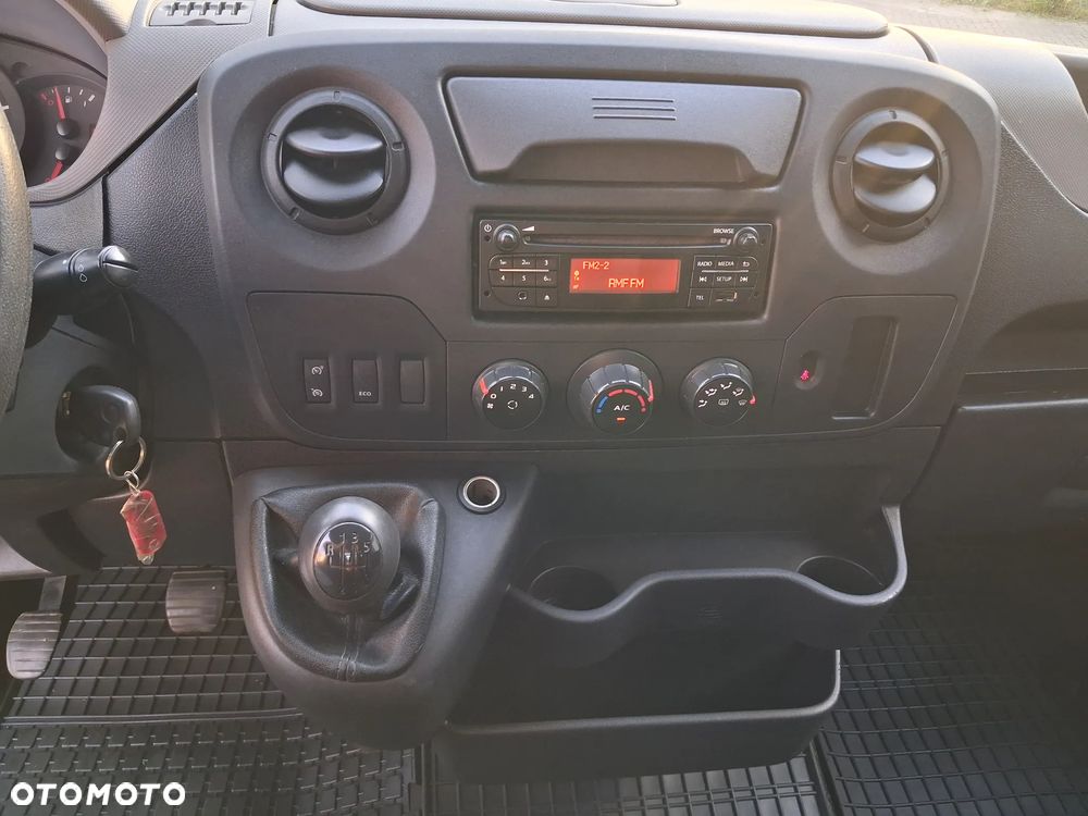 Renault Master - 15