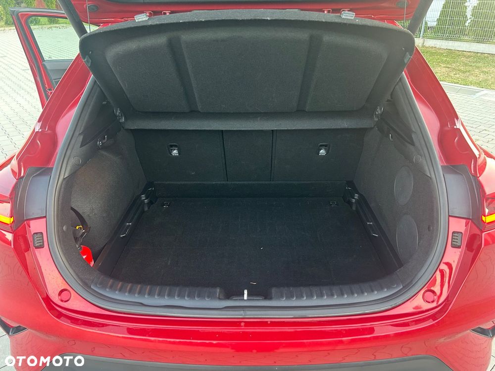 Kia XCeed 1.6 T-GDI L Business Line DCT - 18