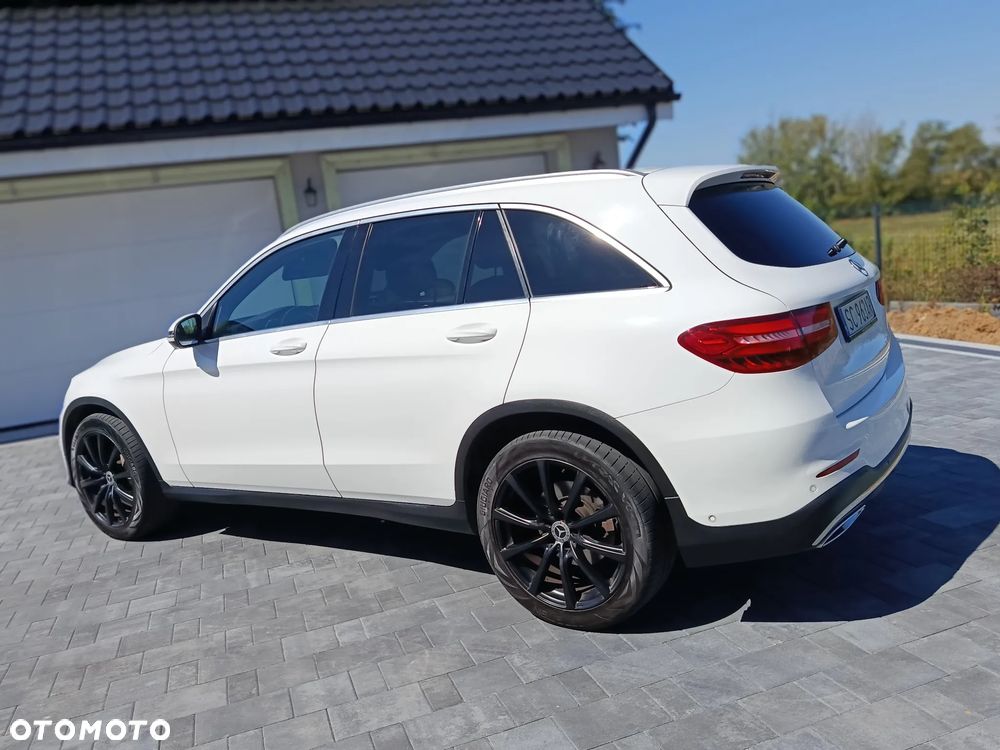 Mercedes-Benz GLC - 7