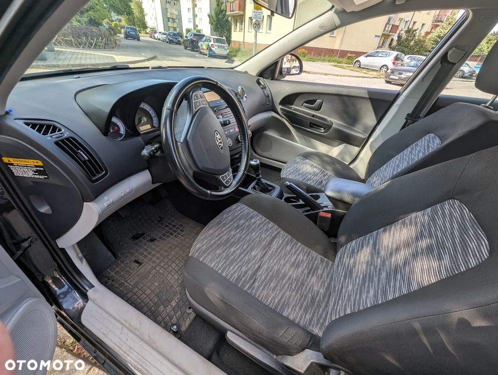 Kia Ceed Cee'd 1.6 Comfort - 10