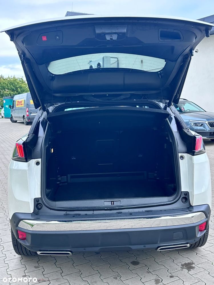 Peugeot 3008 BlueHDi 130 Stop & Start EAT8 GT - 12