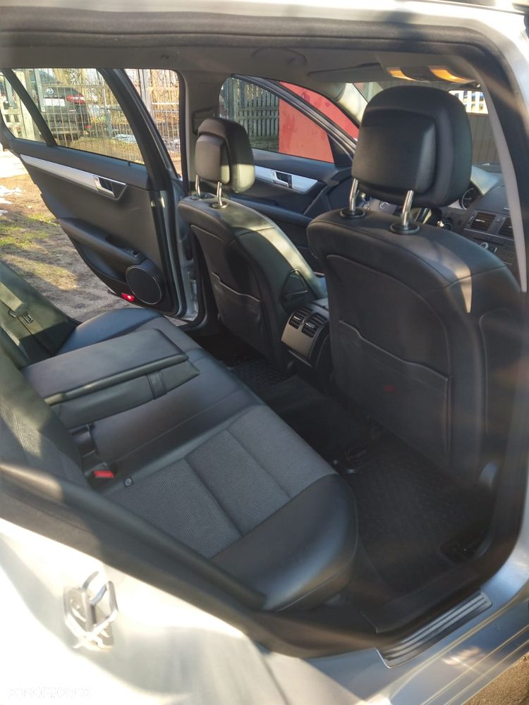 Mercedes-Benz Klasa C 200 CDI BlueEff Avantgarde - 9