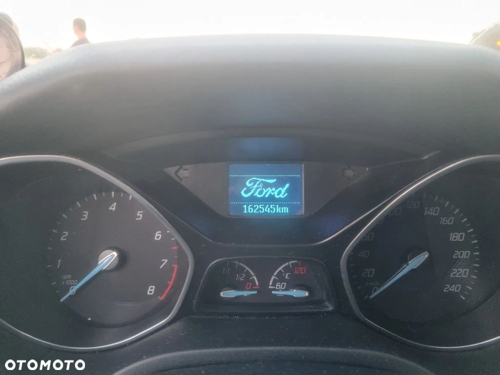 Ford Focus 1.0 EcoBoost Titanium - 10