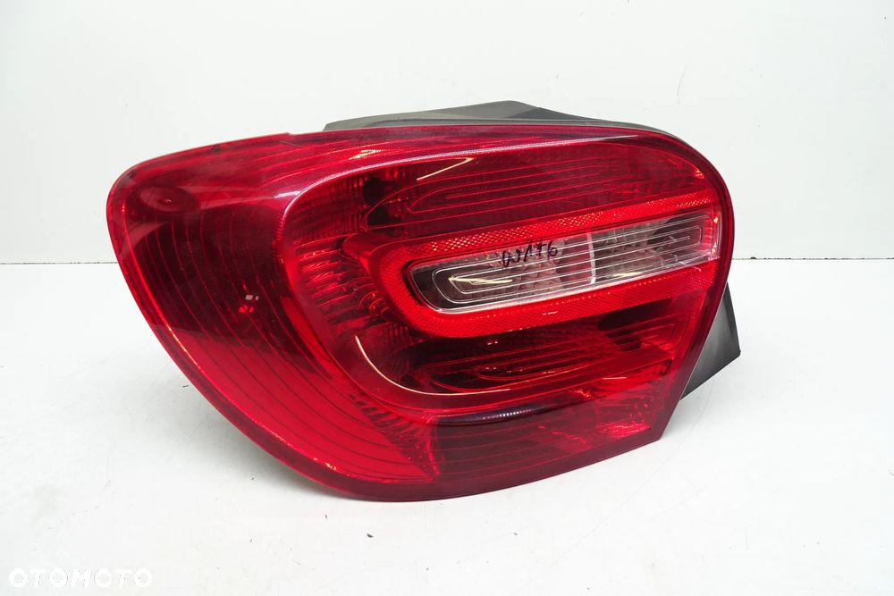 Lampa lewy tył tylna lewa Mercedes A-Klasa W176 A176 A1769060100