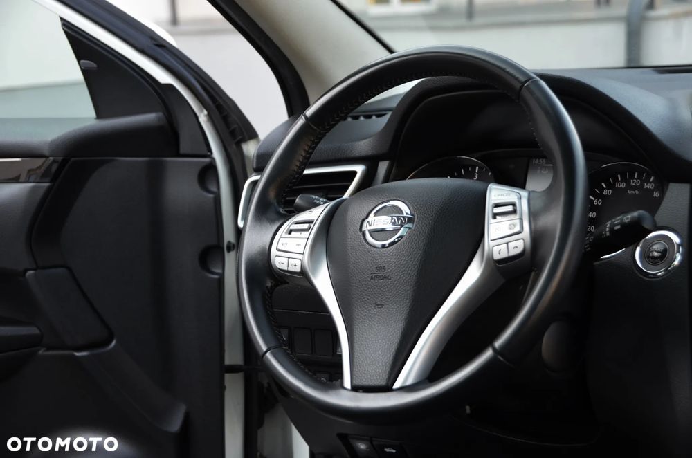 Nissan Qashqai 1.6 DCi 4x4 Tekna+ - 35