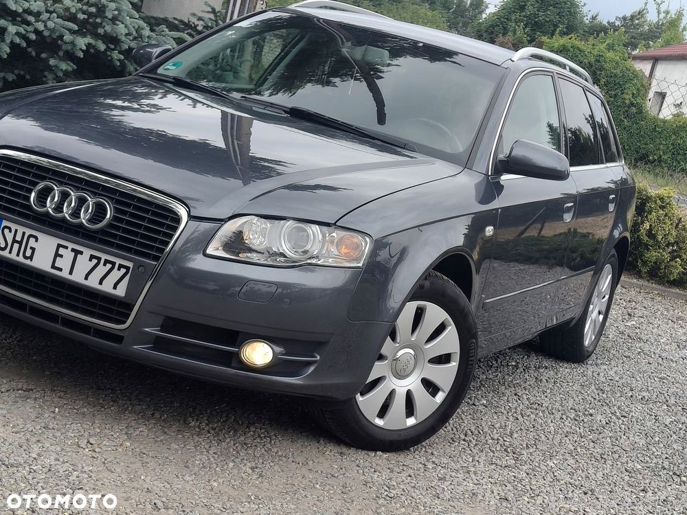 Audi A4 Avant 2.0 T FSI - 1