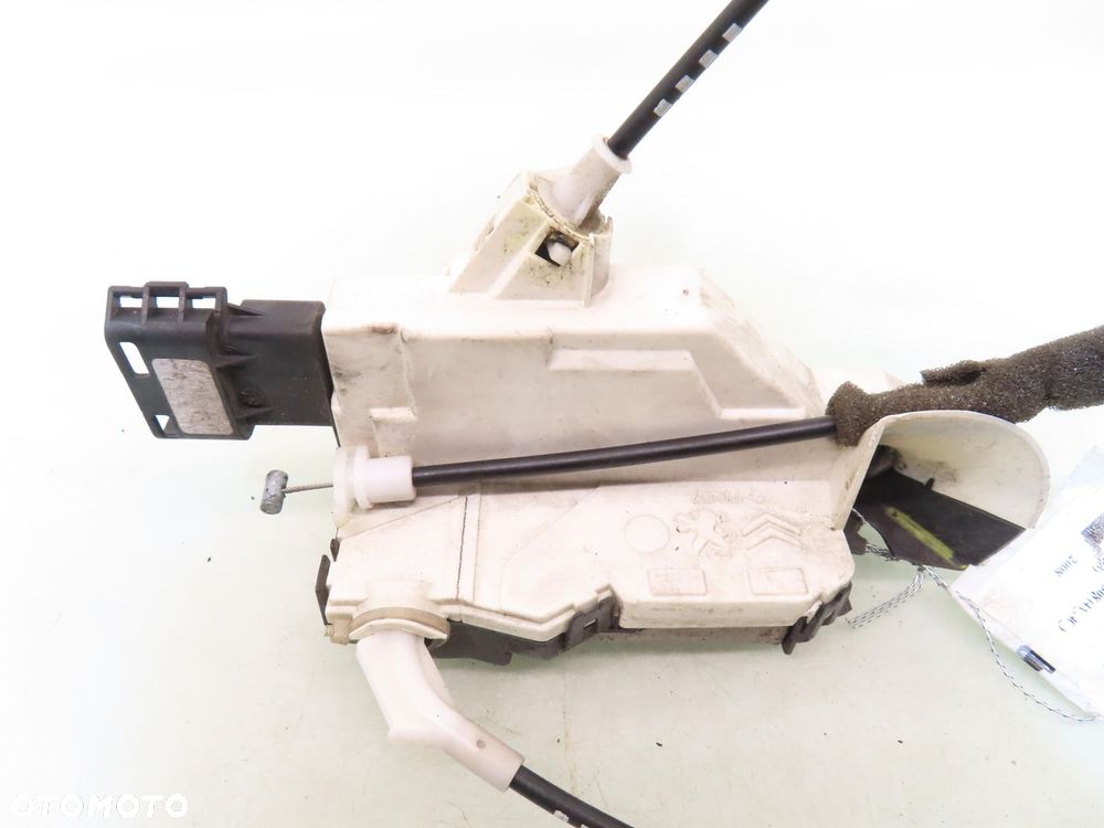 ZAMEK LEWY PRZEDNI PEUGEOT 308 9135CN 6 PIN - 5