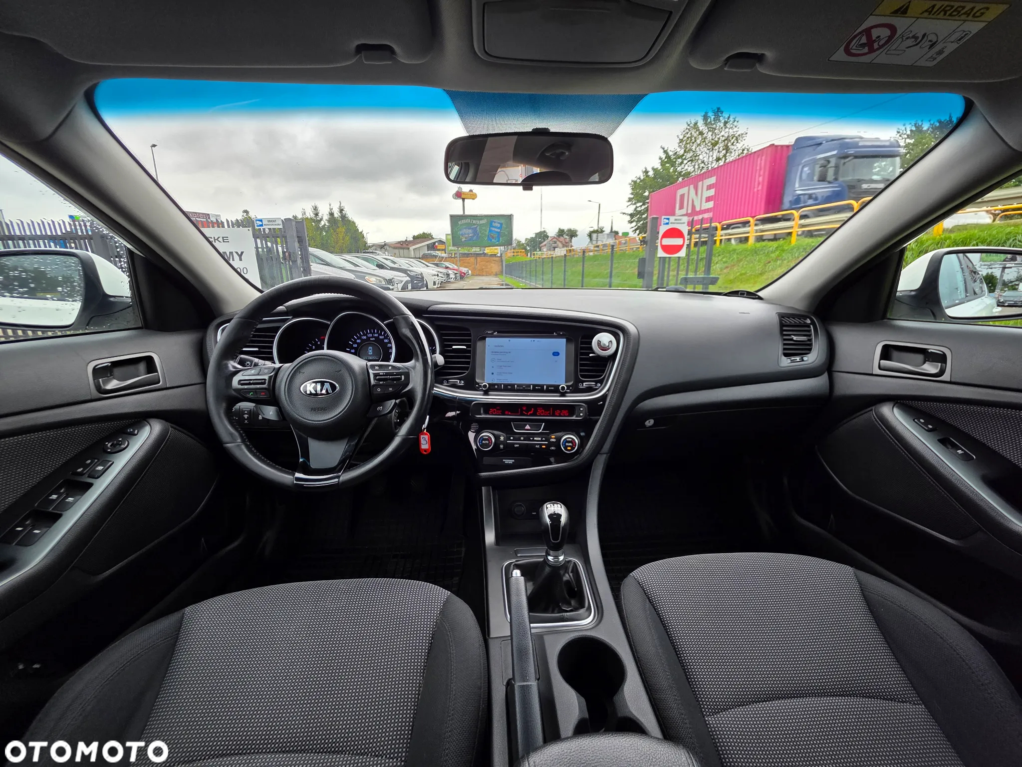 Kia Optima - 10