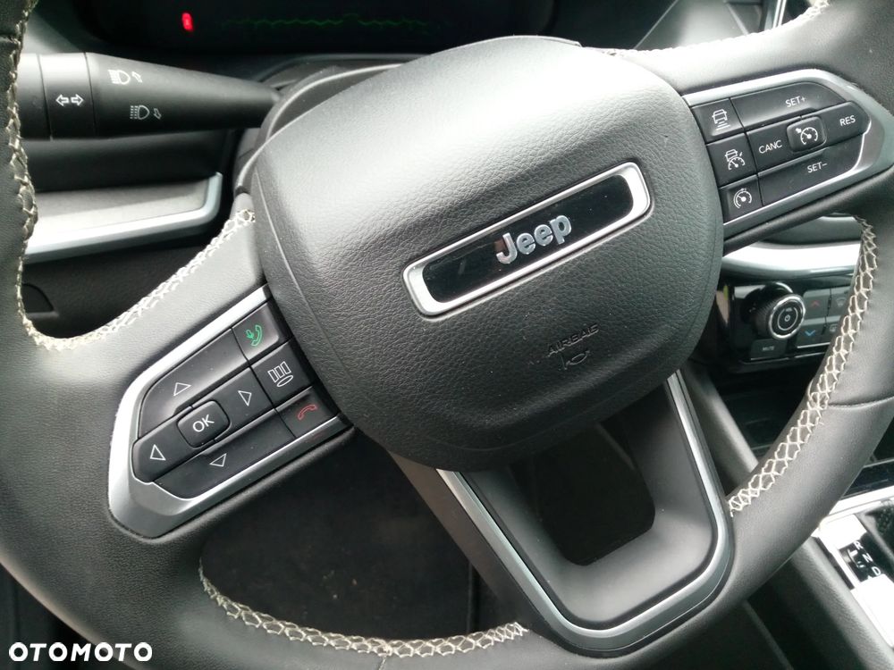 Jeep Compass - 21