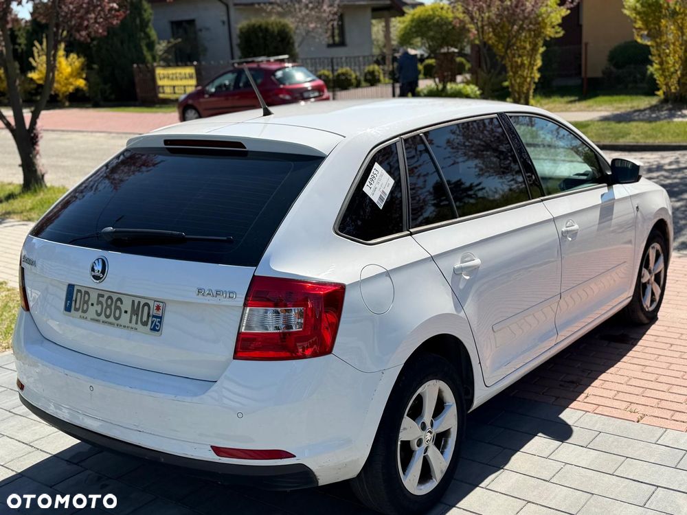 Skoda RAPID 1.6 TDI DSG Active - 5