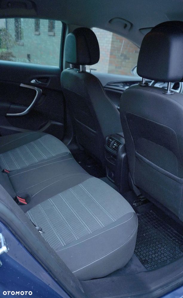 Opel Insignia 1.6 T Cosmo - 12