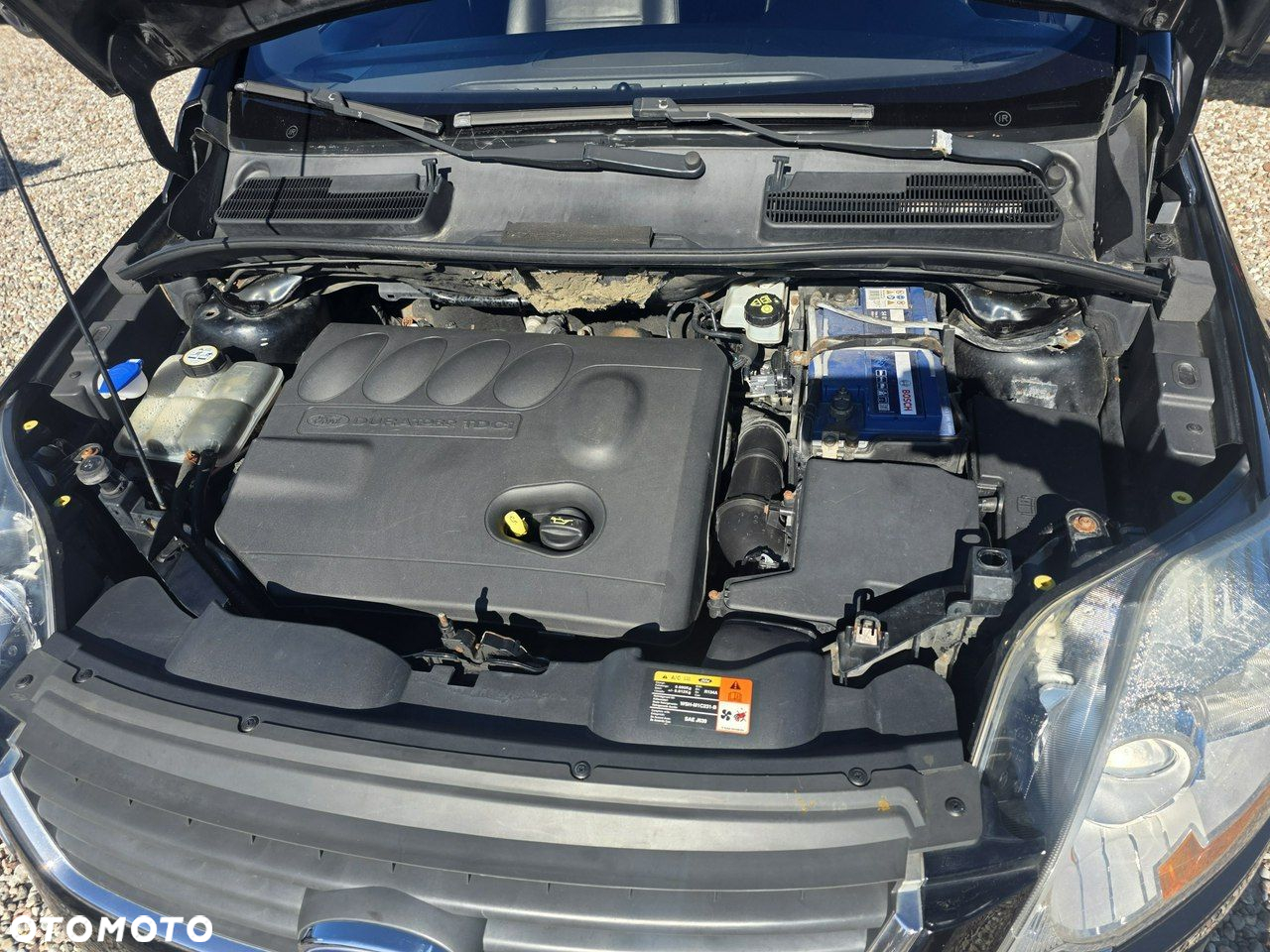 Ford Kuga 2.0 TDCi 2x4 Titanium - 30