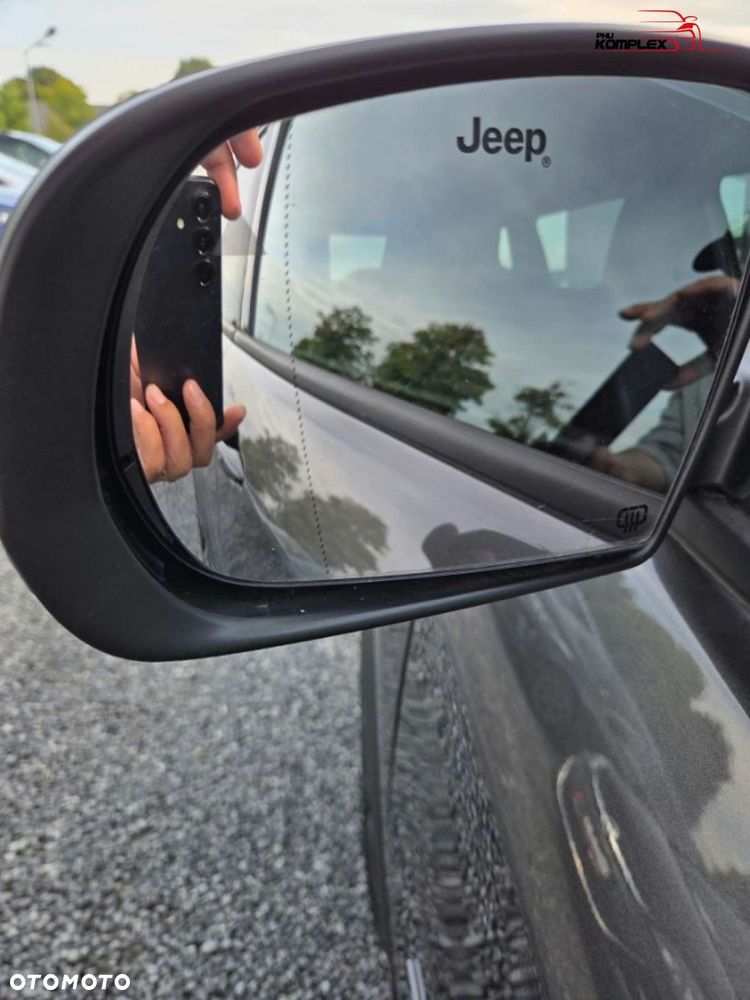 Jeep Compass - 34
