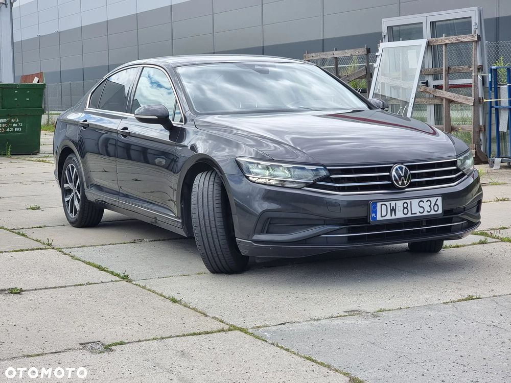 Volkswagen Passat - 3